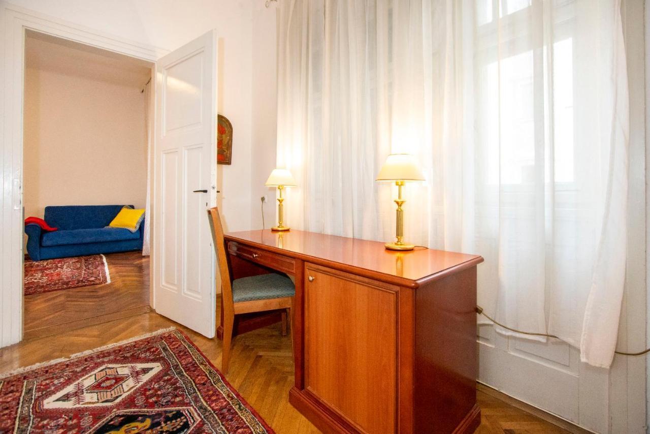 Aria Apartments Спліт Екстер'єр фото